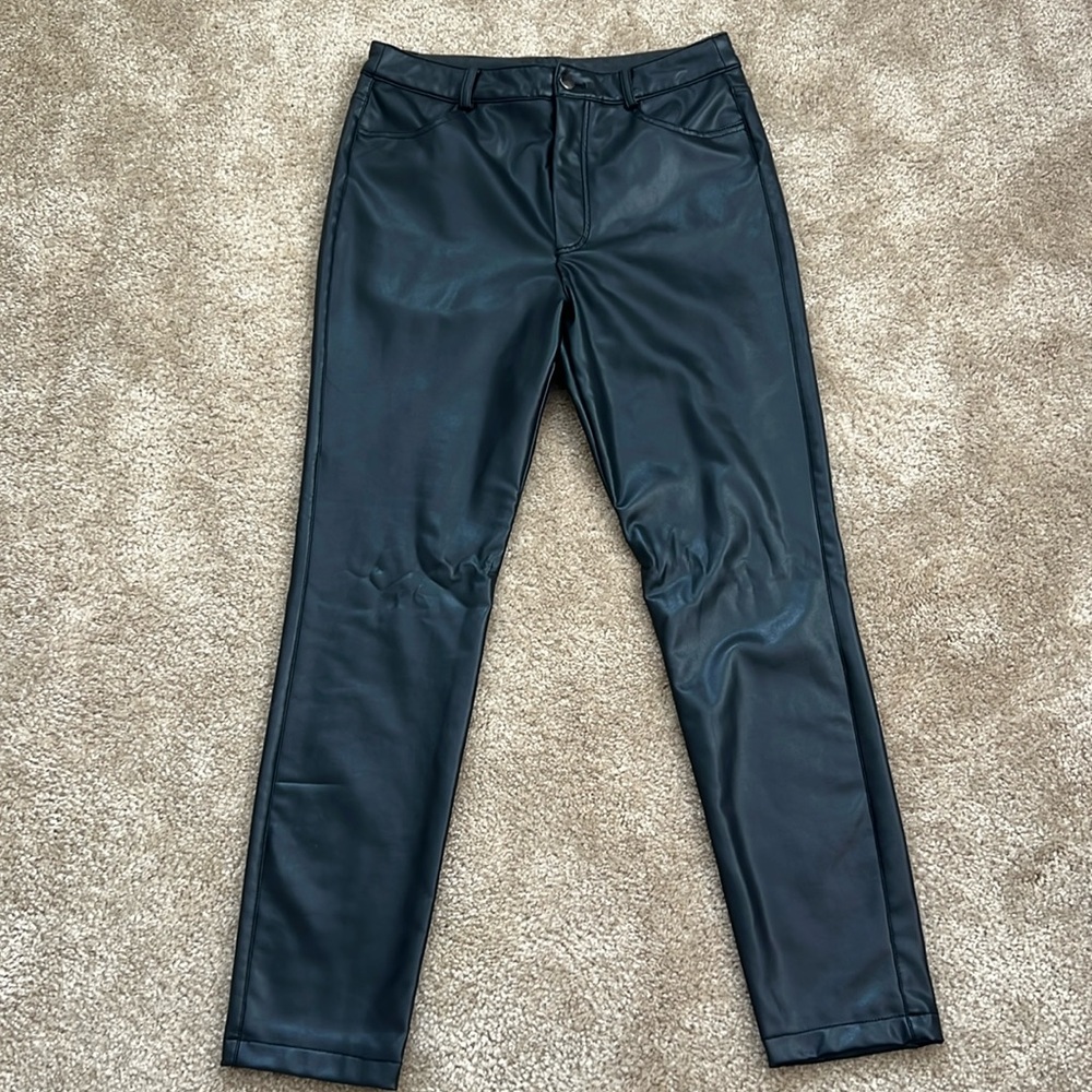 Perfect fall black leather pants